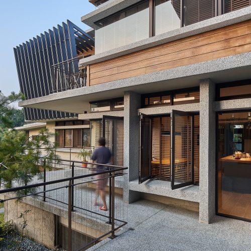 山居三居4